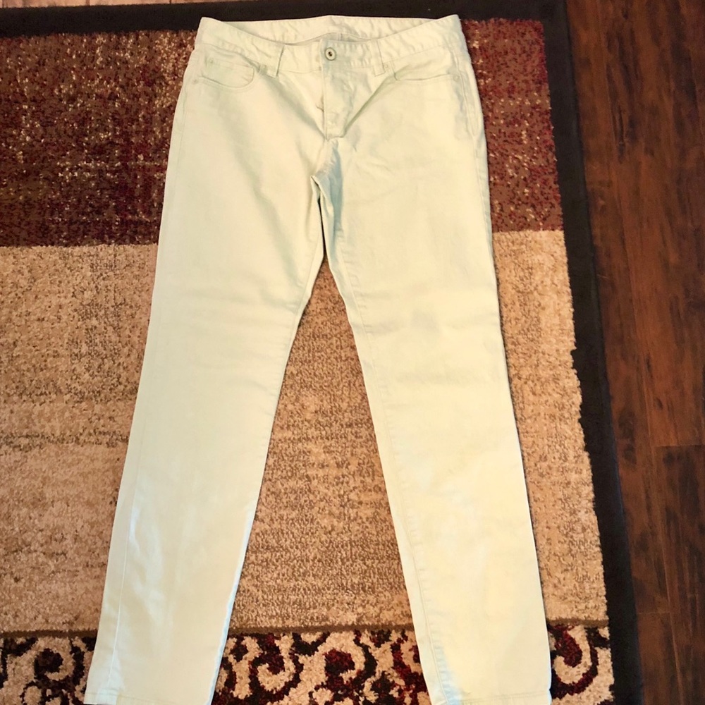 Loft LIKE NEW sherbet green pants